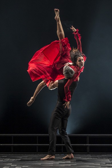 Geneva Ballet presents two works, Lux and Glory, for the first time in Cape Town. Photo by Gregory Batardon